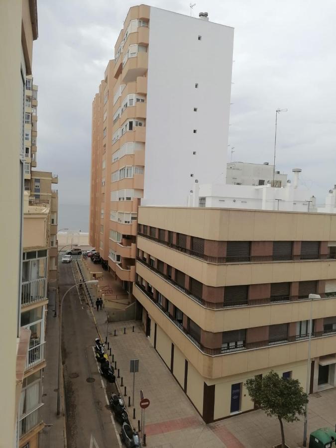 Keka En Playa La Victoria Con Ascensor Grupo Ac Gestion Apartment Cádiz Exterior foto
